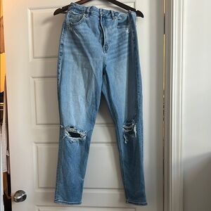 American Eagle Stretch Women's Blue Distressed Jeans